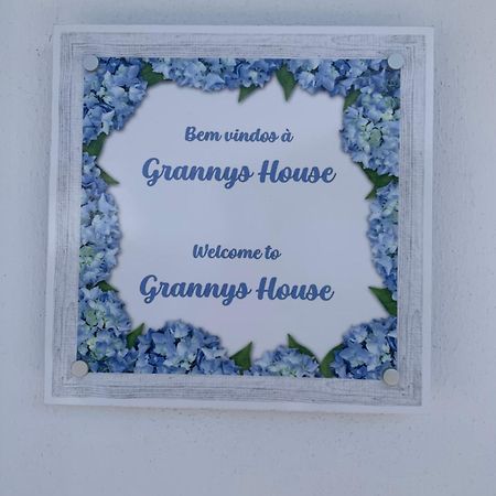 הוילה Angra do Heroísmo Grannys House מראה חיצוני תמונה