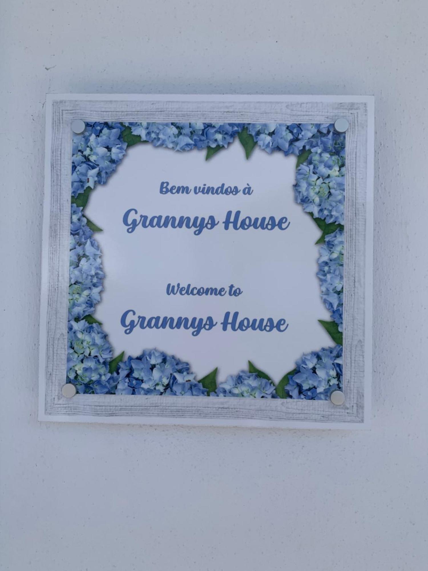 הוילה Angra do Heroísmo Grannys House מראה חיצוני תמונה