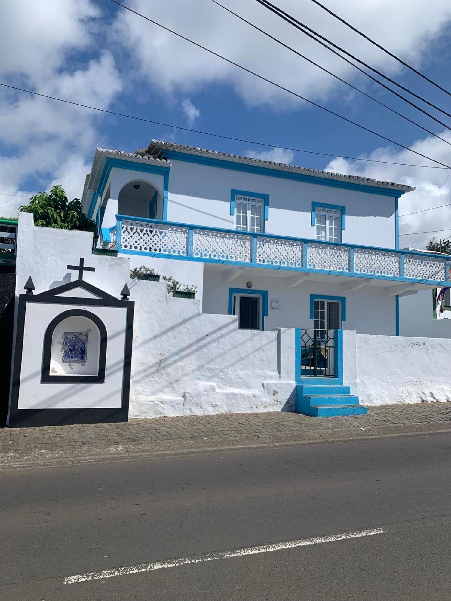 הוילה Angra do Heroísmo Grannys House מראה חיצוני תמונה