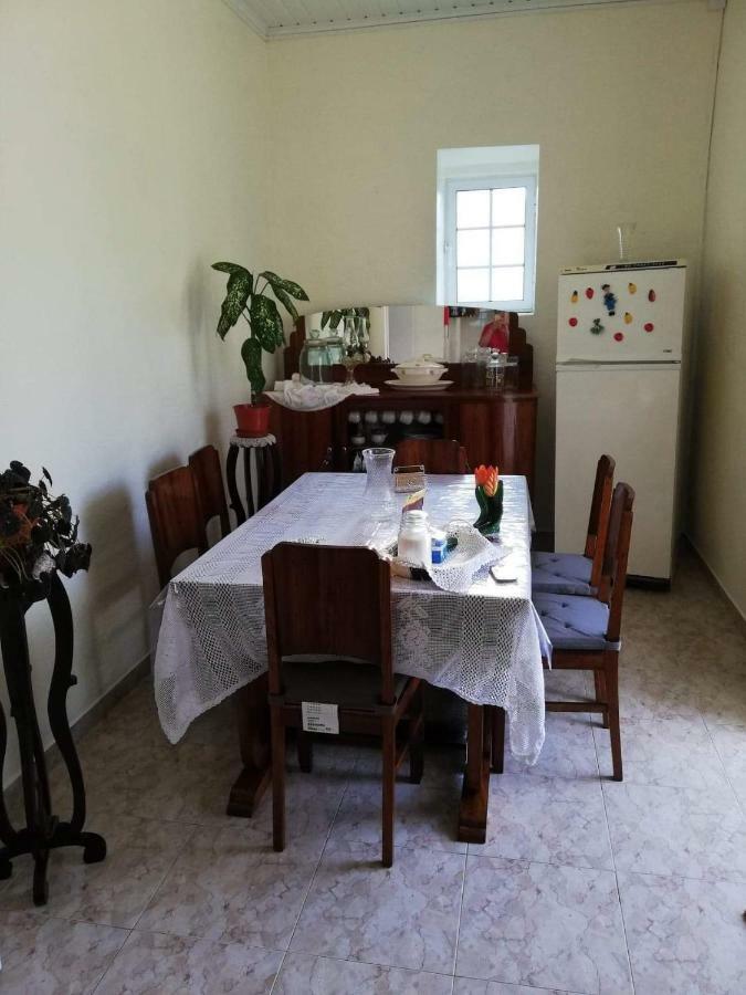 הוילה Angra do Heroísmo Grannys House מראה חיצוני תמונה