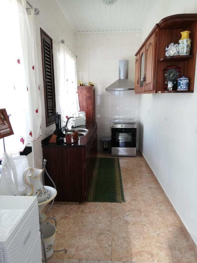 הוילה Angra do Heroísmo Grannys House מראה חיצוני תמונה